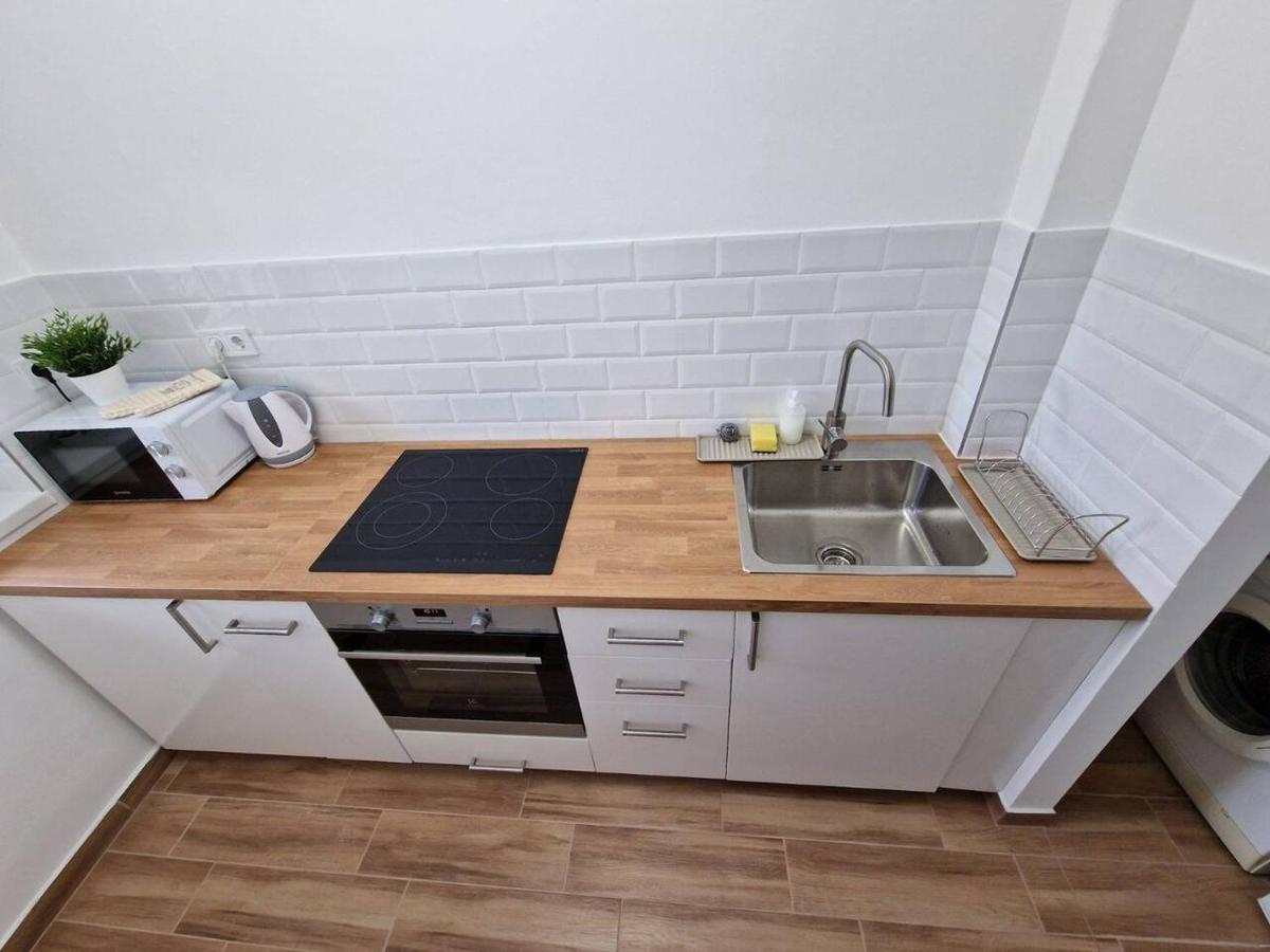 Szofi Apartman Appartement Szeged Buitenkant foto