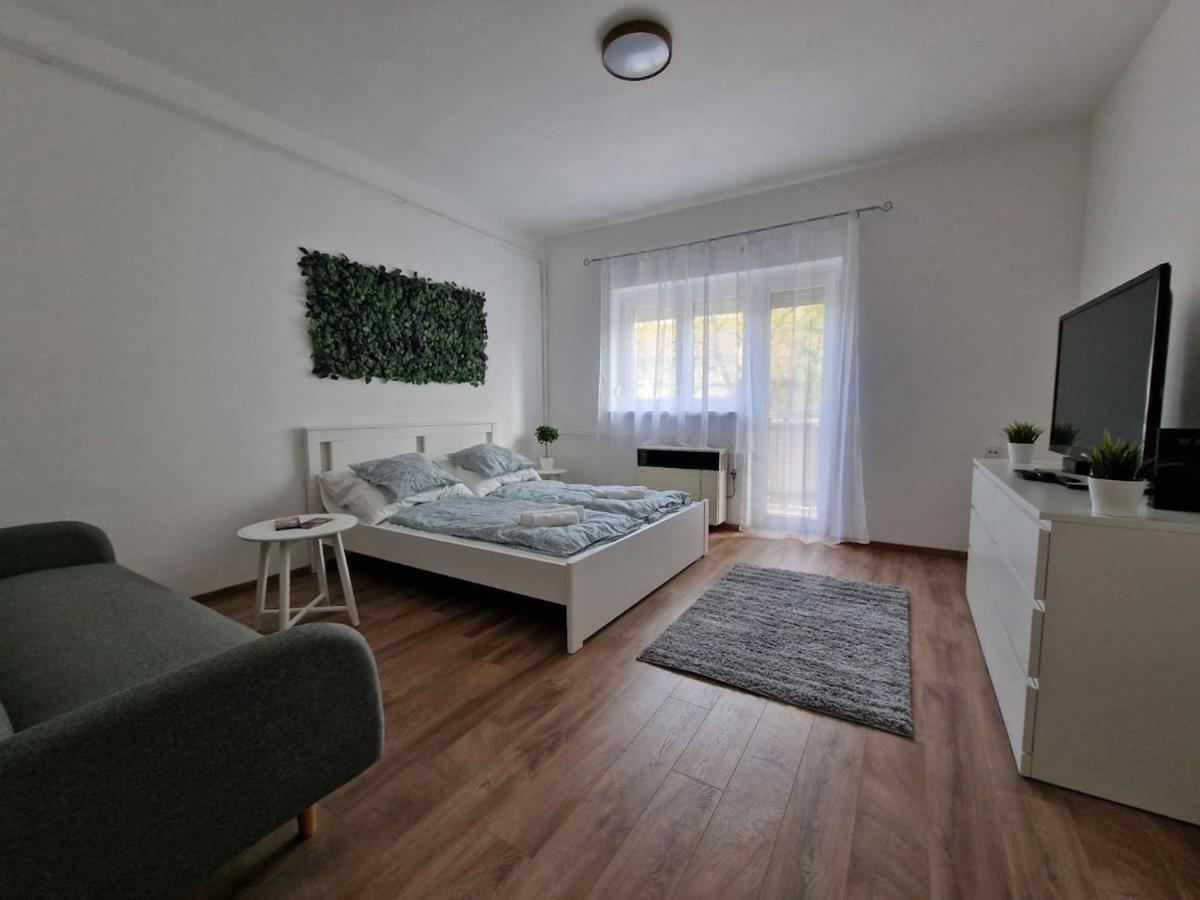 Szofi Apartman Appartement Szeged Buitenkant foto